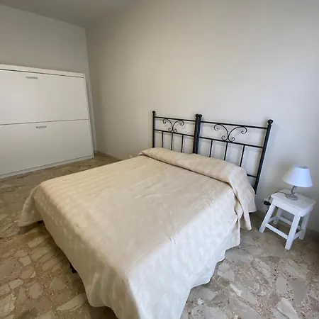 Riviera Di Ponente Apartment